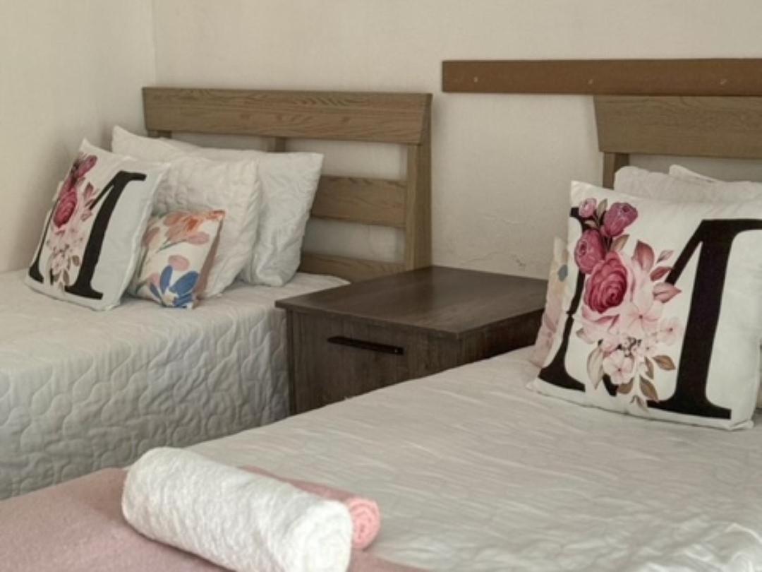 Monet Guesthouse Marble Hall Δωμάτιο φωτογραφία
